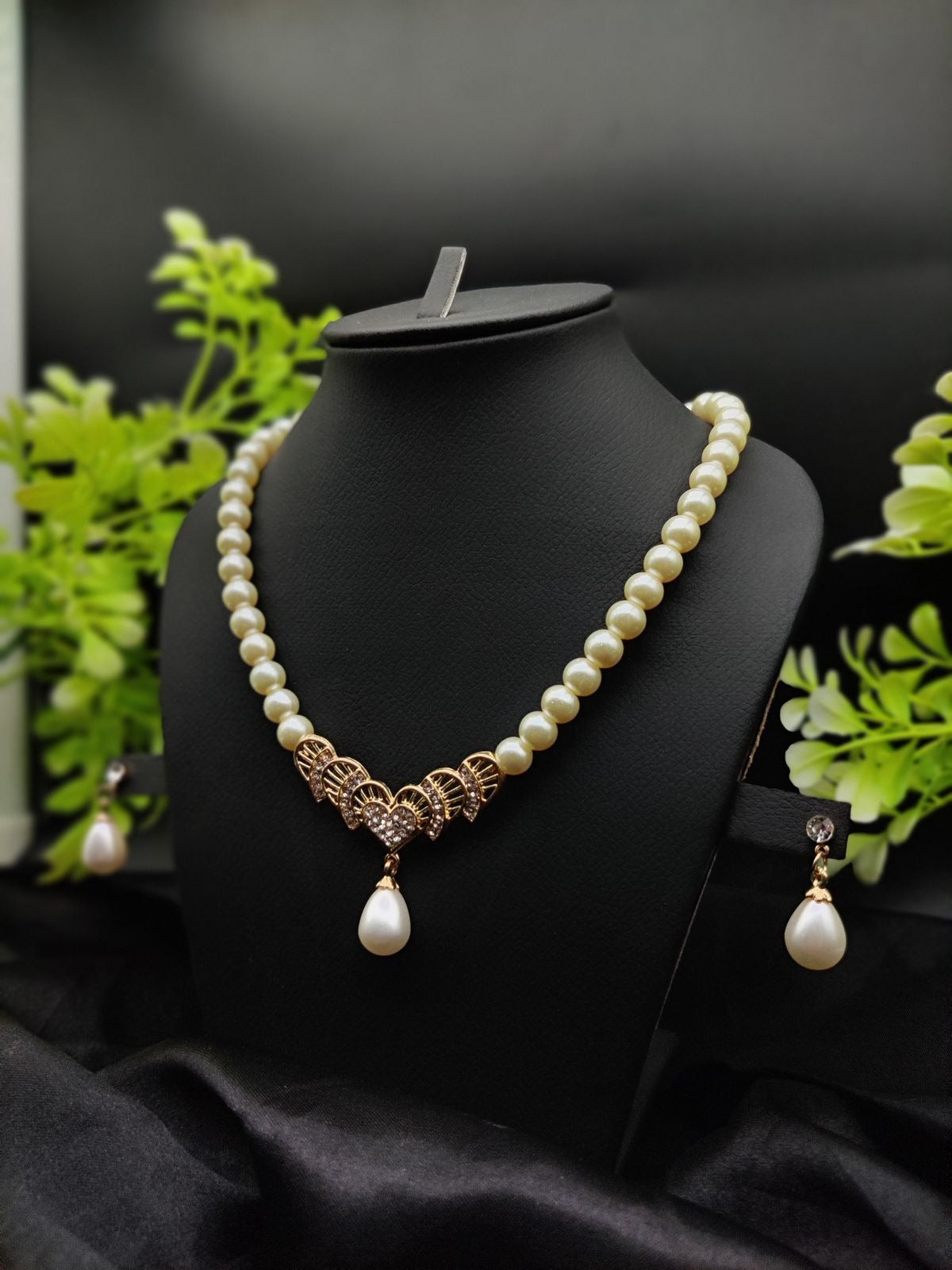 Imported Timeless Pearl Elegance Necklace Set With Drop Earrings | Girls & Women Fashion | 2